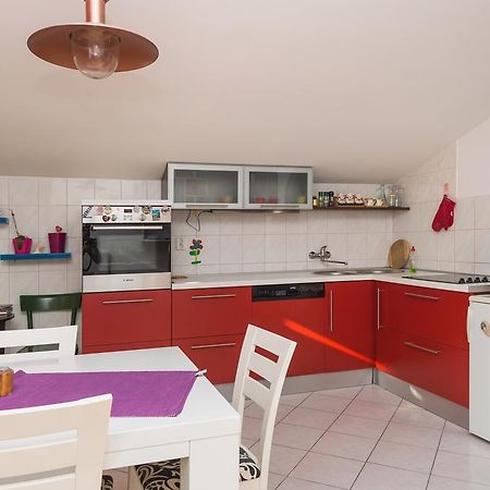 Apartment Milka Vodice Zewnętrze zdjęcie